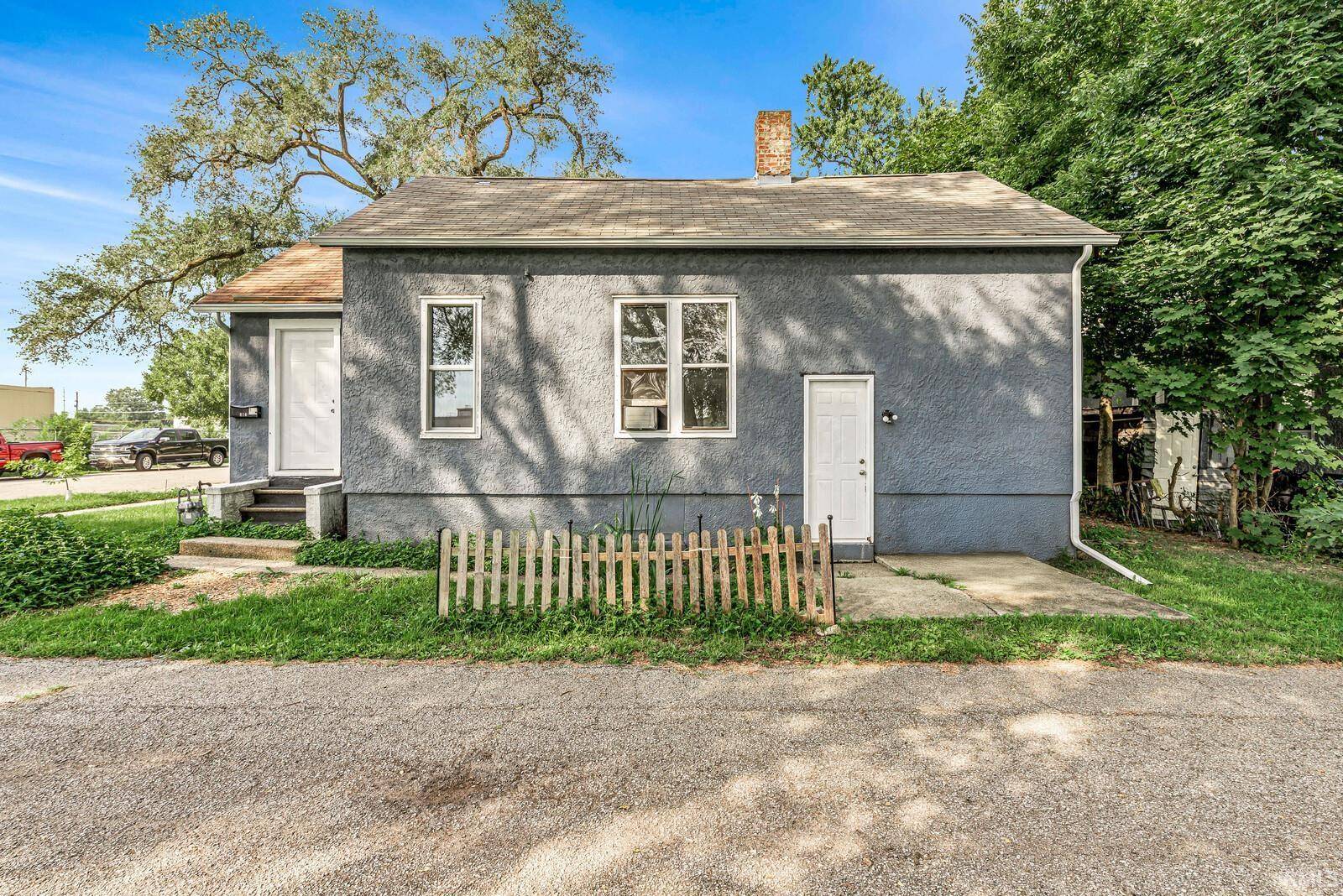 816 Pearl ST, Elkhart, IN 46516-2607