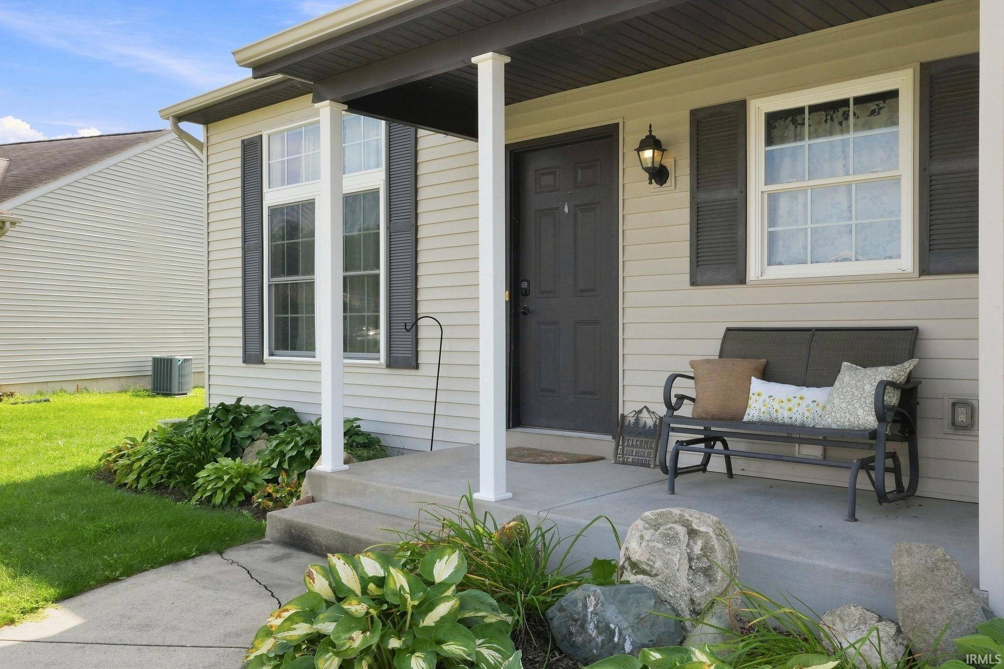 910 Mallard DR, Bristol, IN 46507-6507