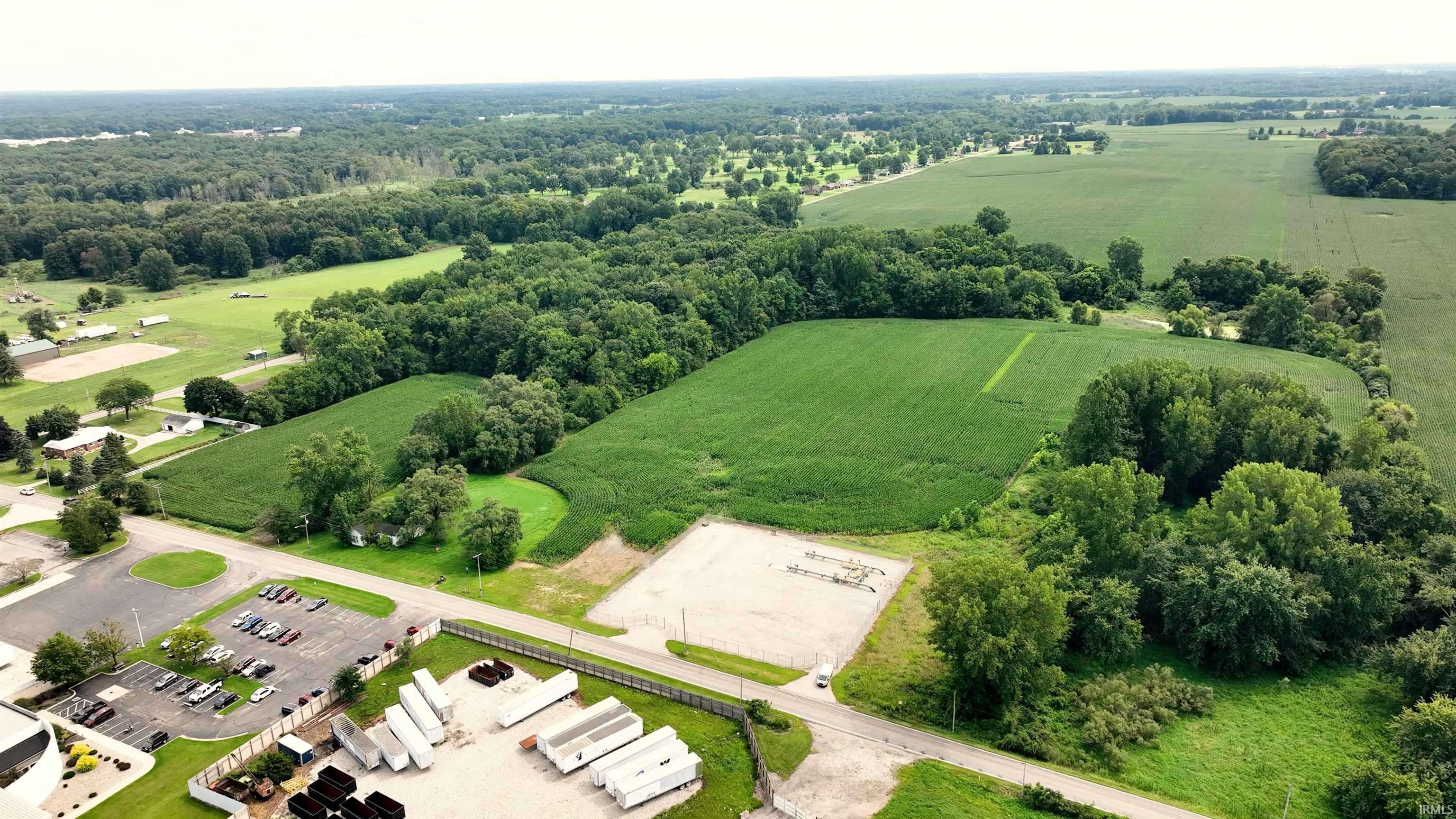 2001 W Crystal Lake RD, Warsaw, IN 46580