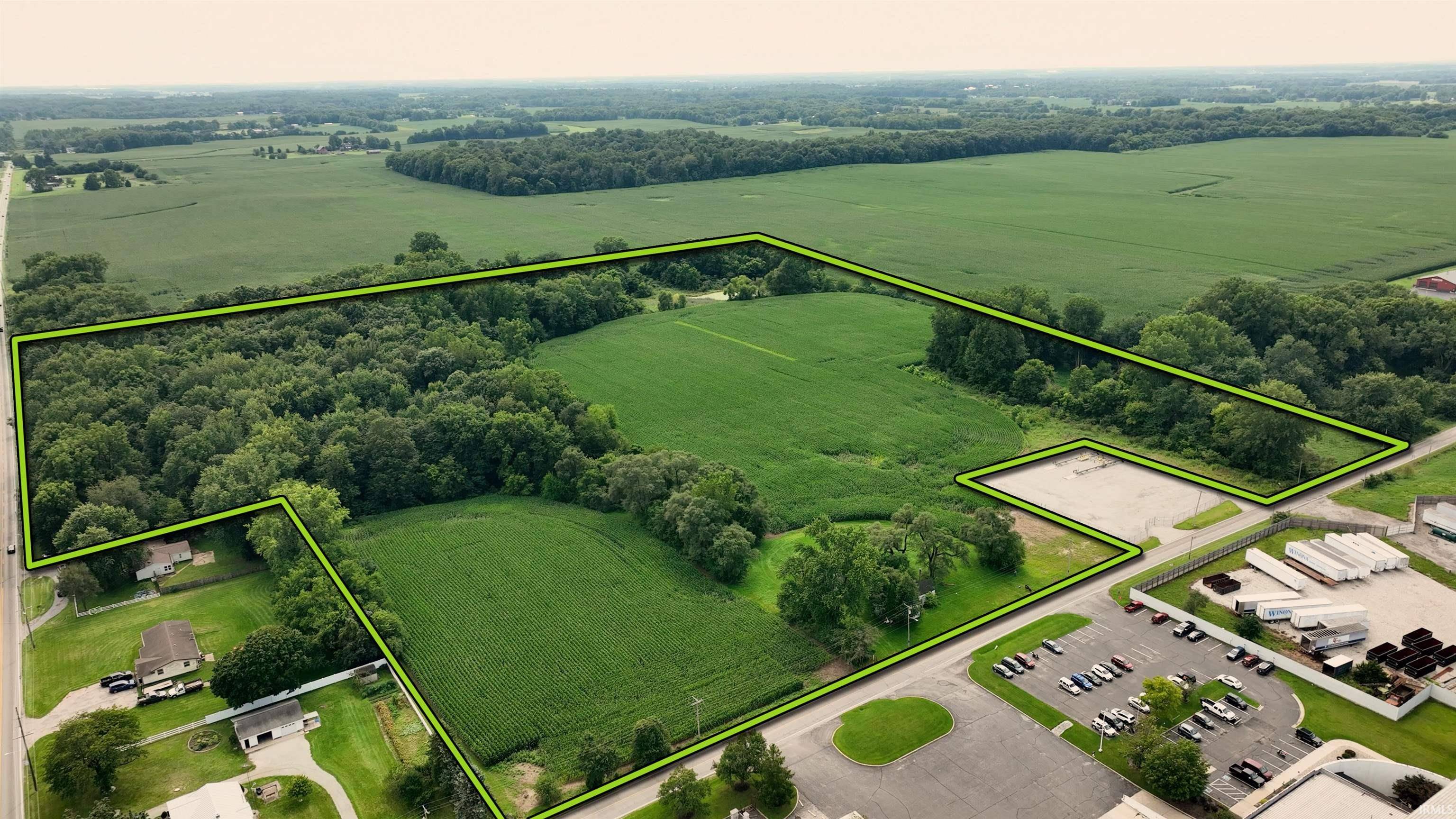 2001 W Crystal Lake RD, Warsaw, IN 46580