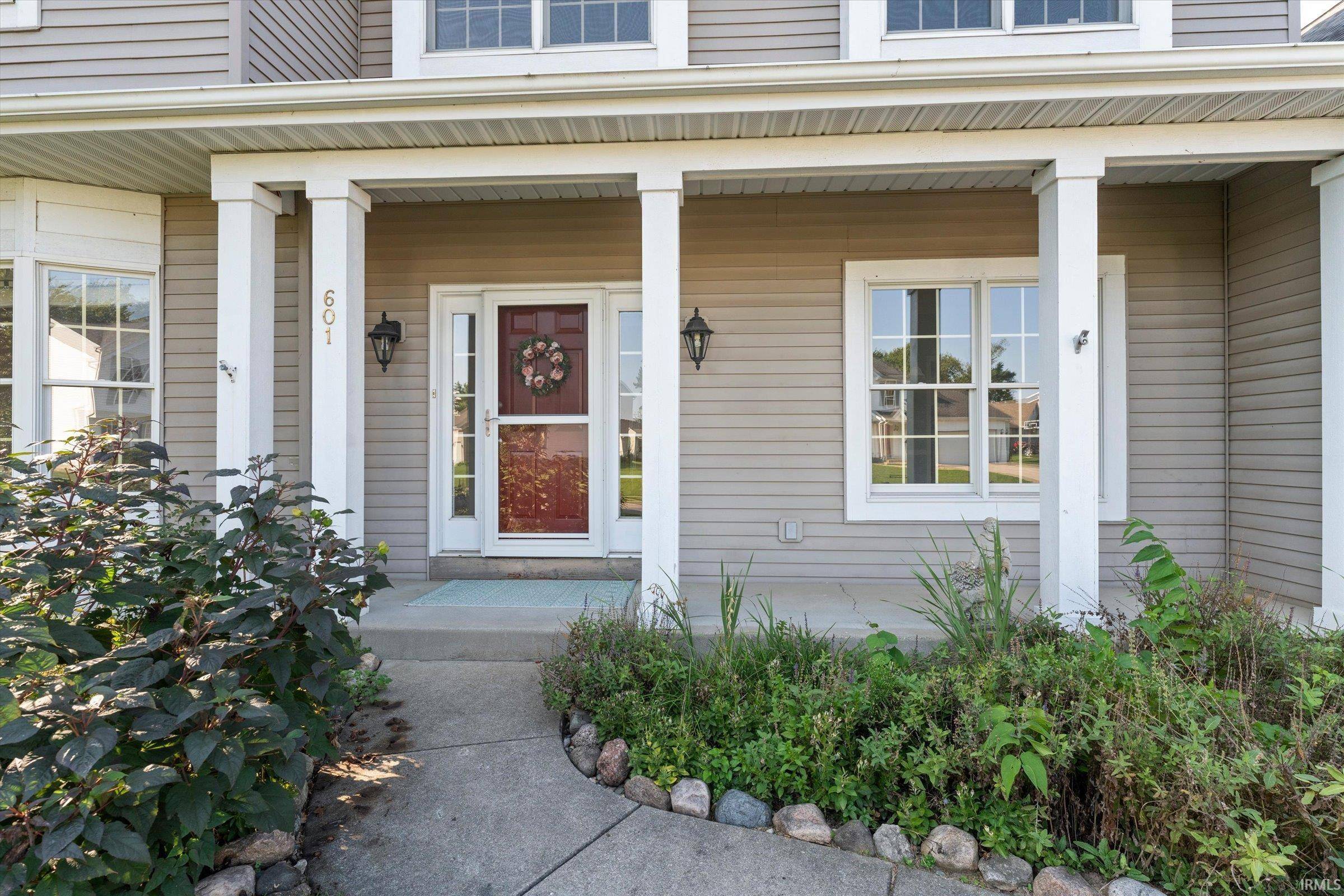 601 Finch DR, South Bend, IN 46614