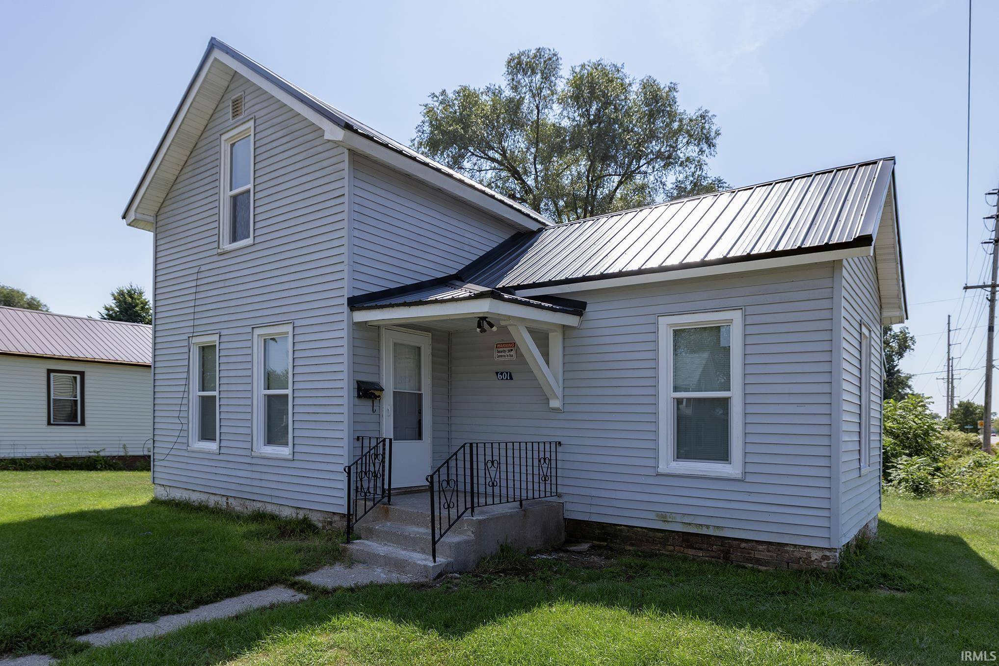 601 Aspenwald ***, Elkhart, IN 46516