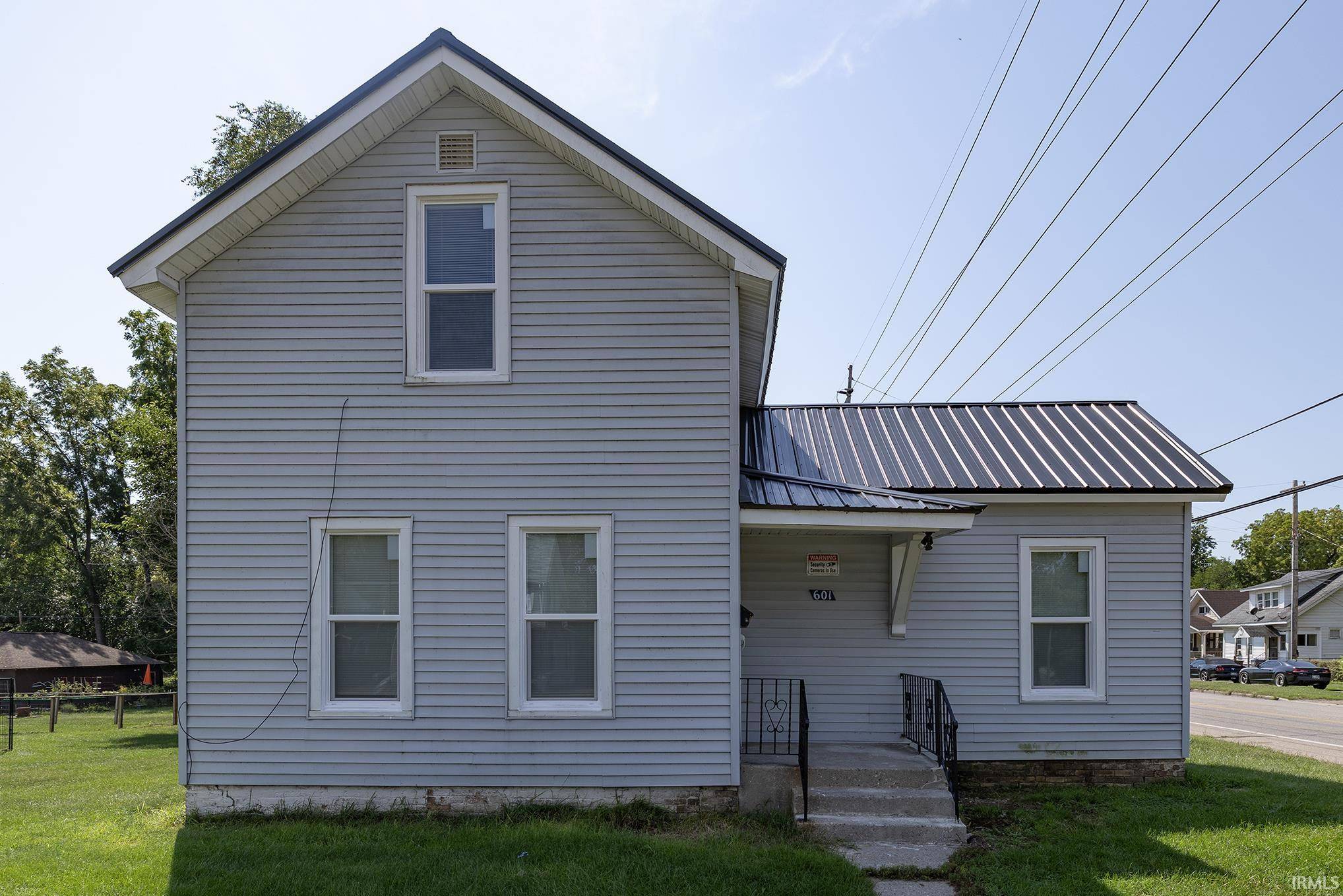 601 Aspenwald ***, Elkhart, IN 46516