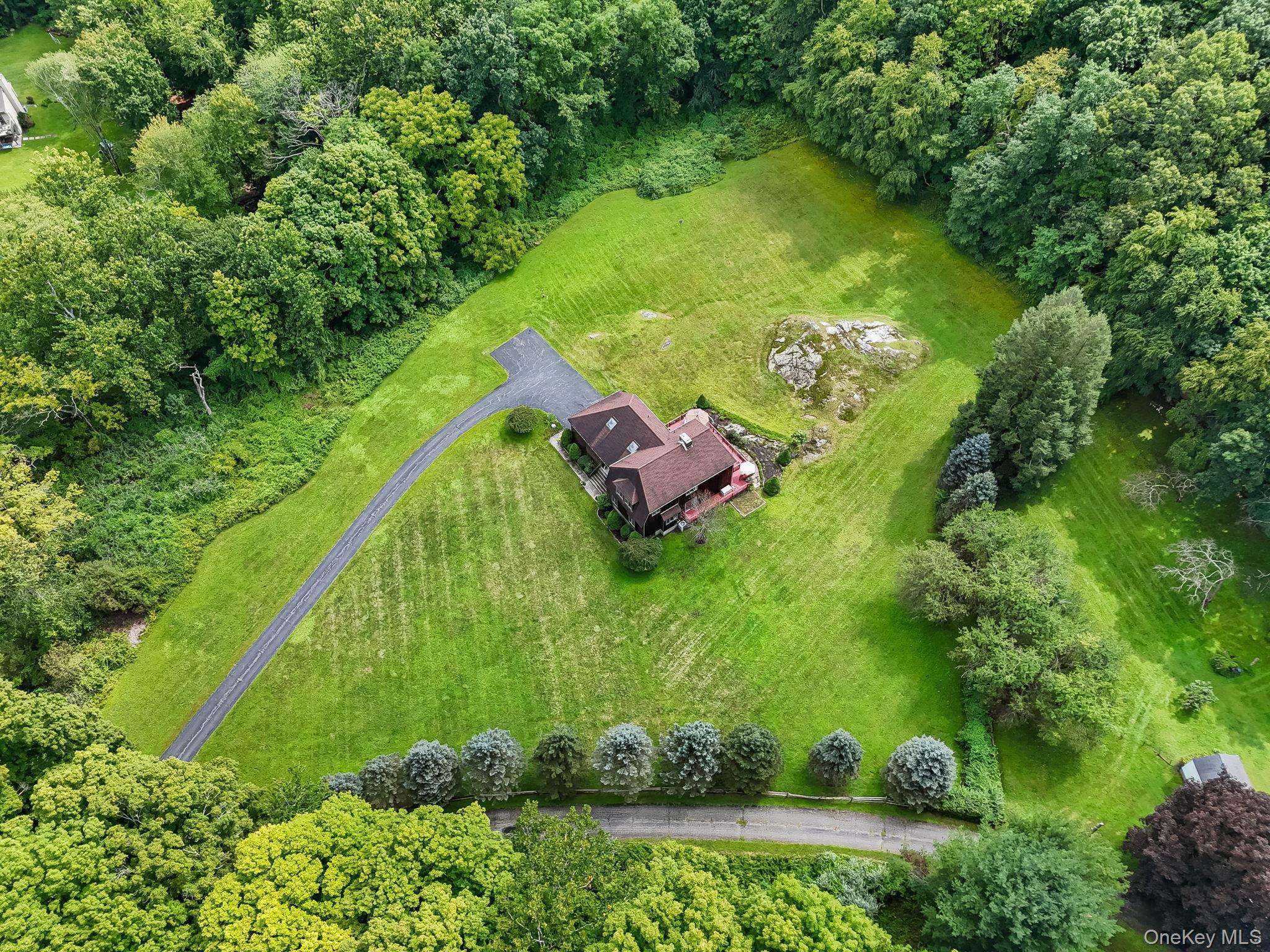 361 Rte 22, Goldens Bridge, NY 10526