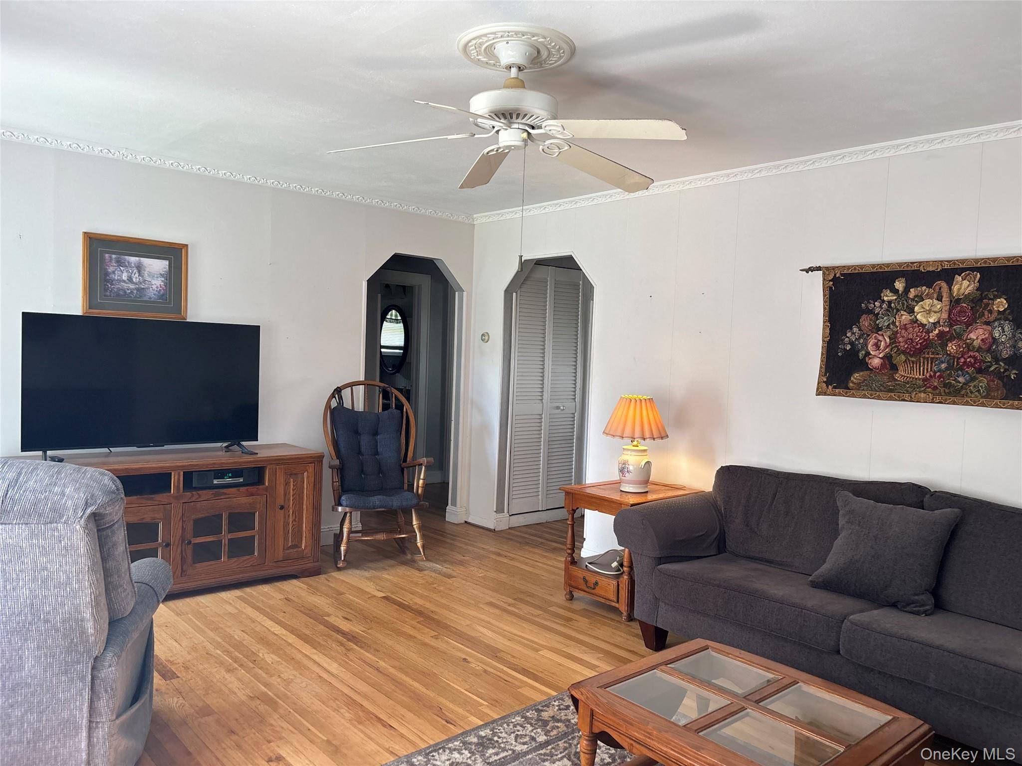 85 Harris ST, Patchogue, NY 11772