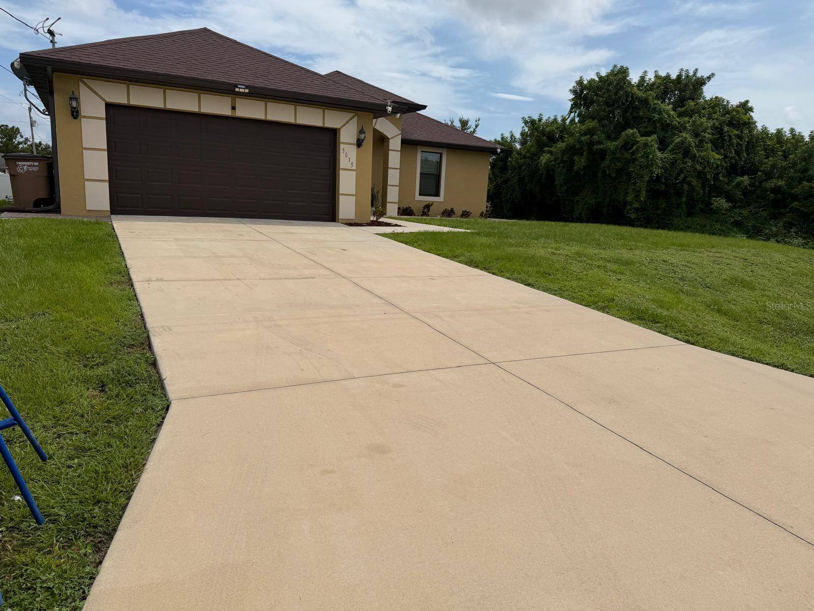 3015 12TH ST SW, Lehigh Acres, FL 33976
