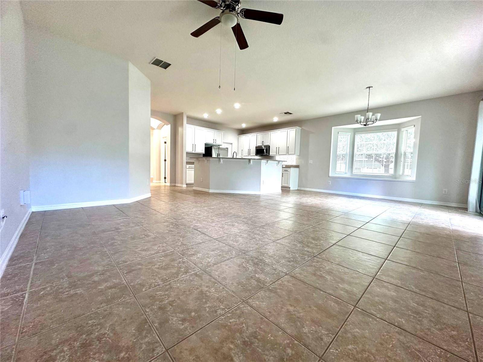8107 NORTHLAKE Pkwy, Orlando, FL 32827
