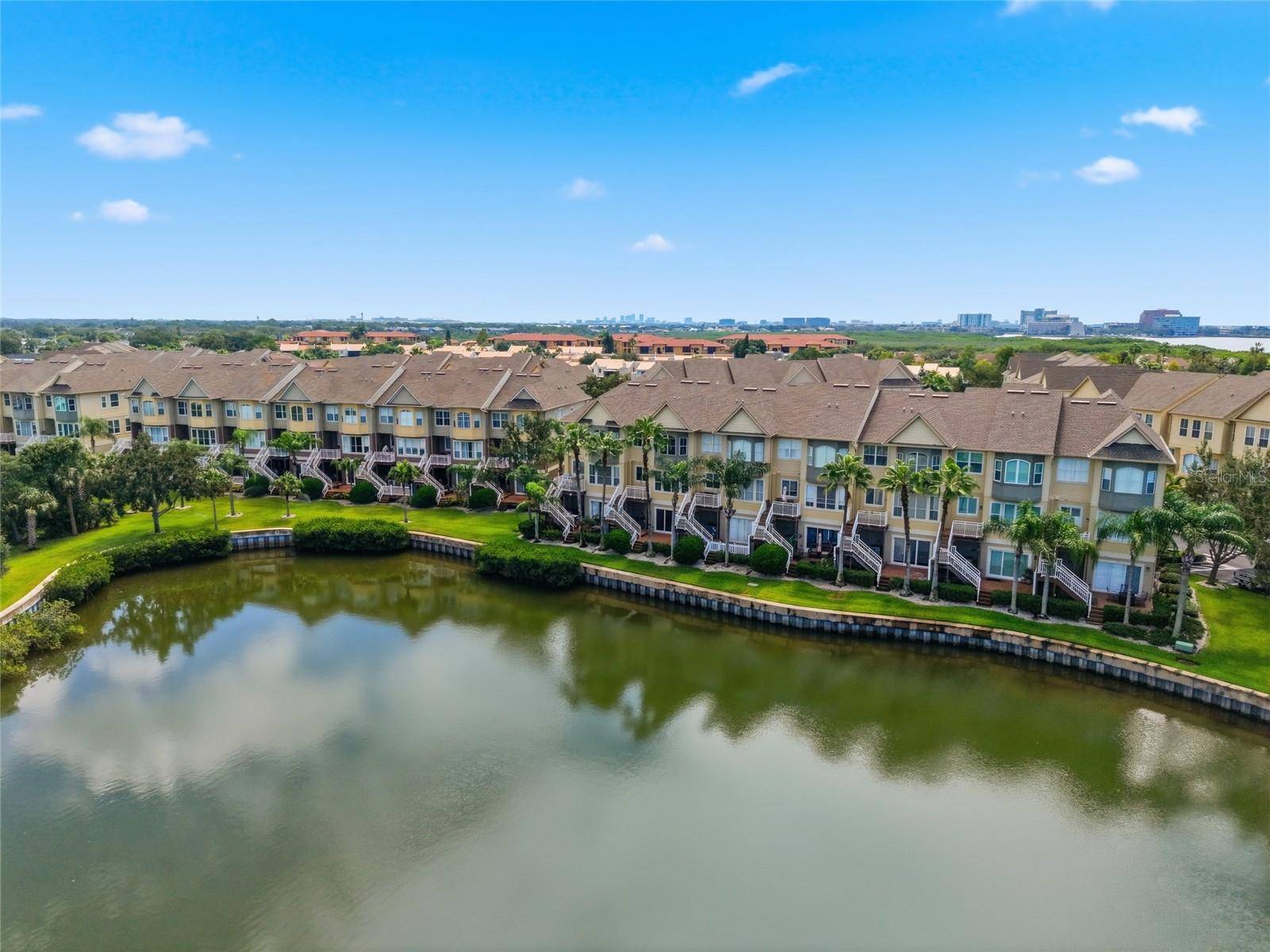 8703 SUNRISE JIB WAY, Tampa, FL 33615
