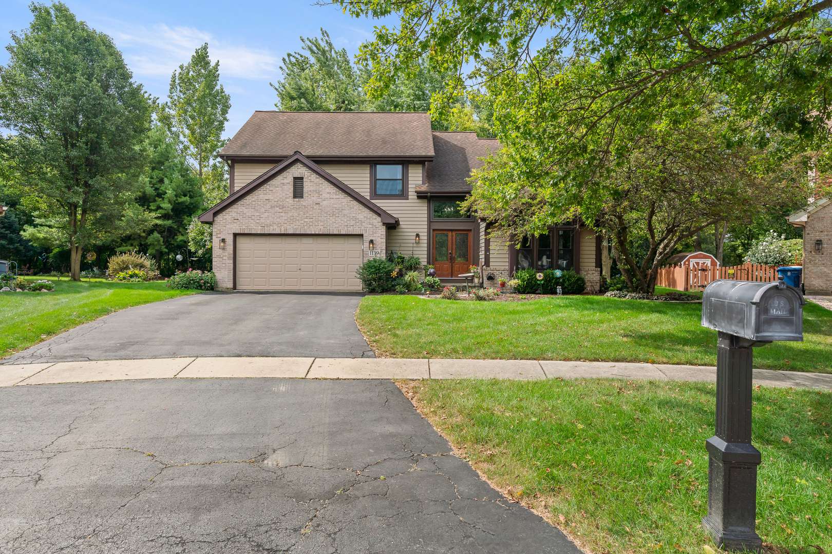 1139 Grand Oak CT, Bartlett, IL 60103