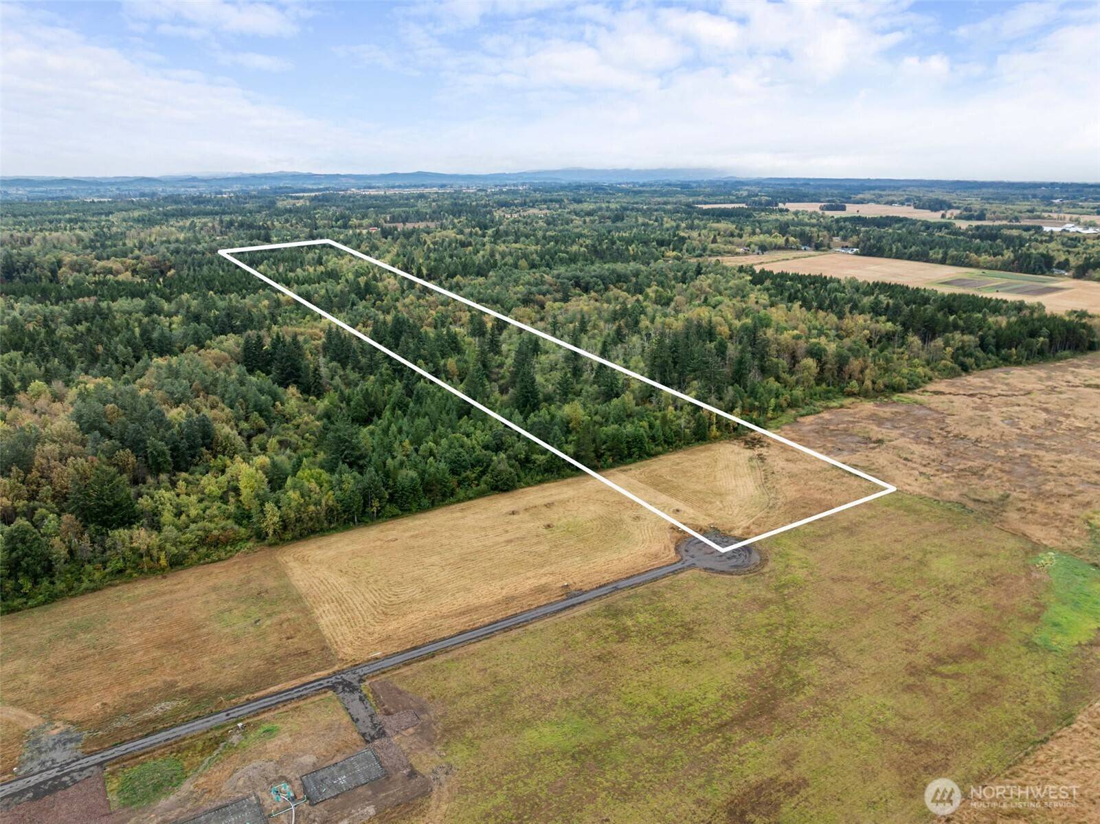 137 Jenny Kay LN, Ethel, WA 98542