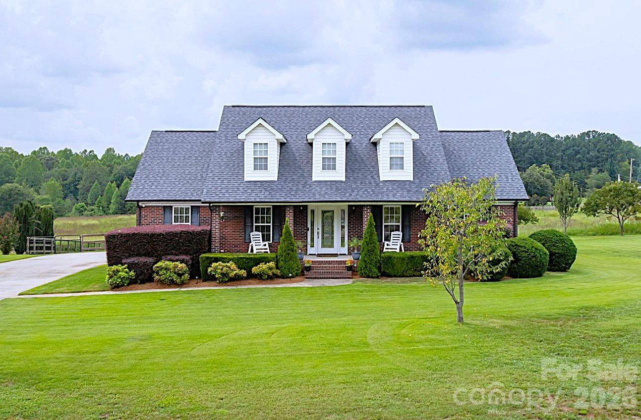 2502 Burton Estates LN, Lincolnton, NC 28092