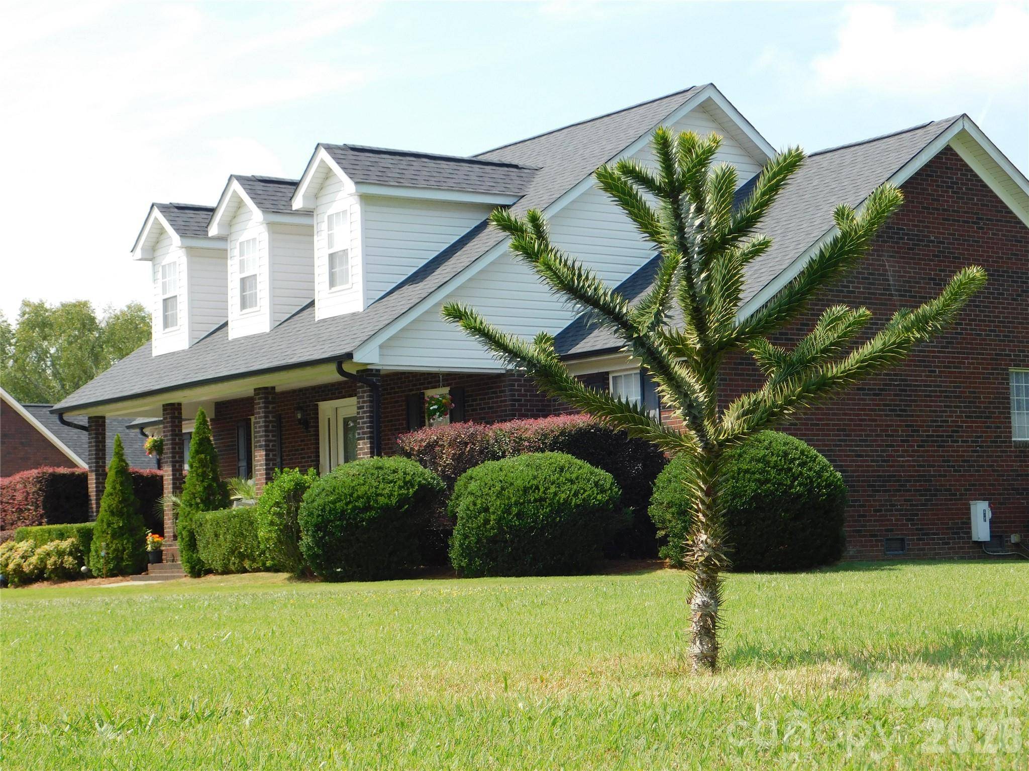 2502 Burton Estates LN, Lincolnton, NC 28092