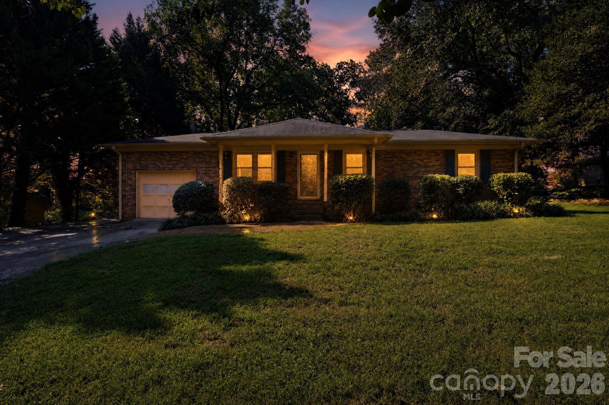 204 Redding RD, Stanley, NC 28164