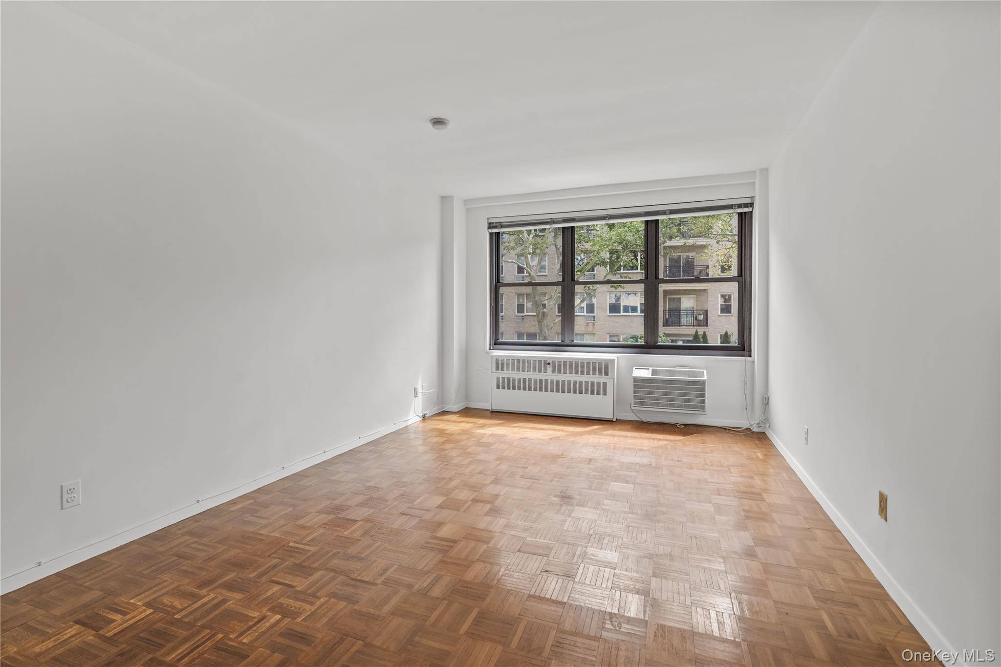 56 Doyer AVE #2C, White Plains, NY 10605
