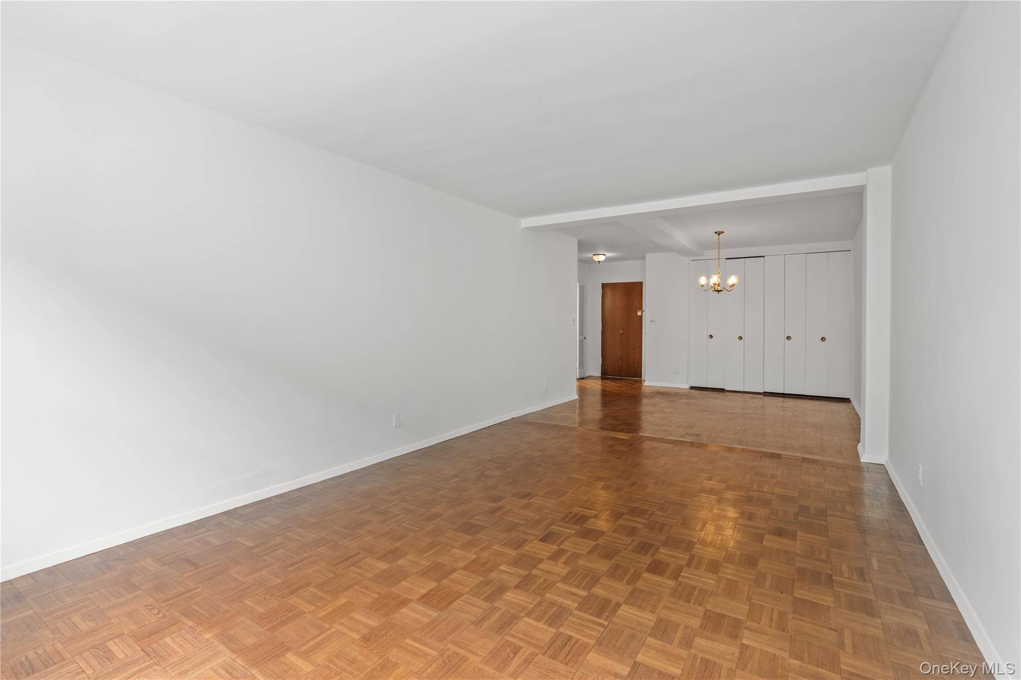 56 Doyer AVE #2C, White Plains, NY 10605