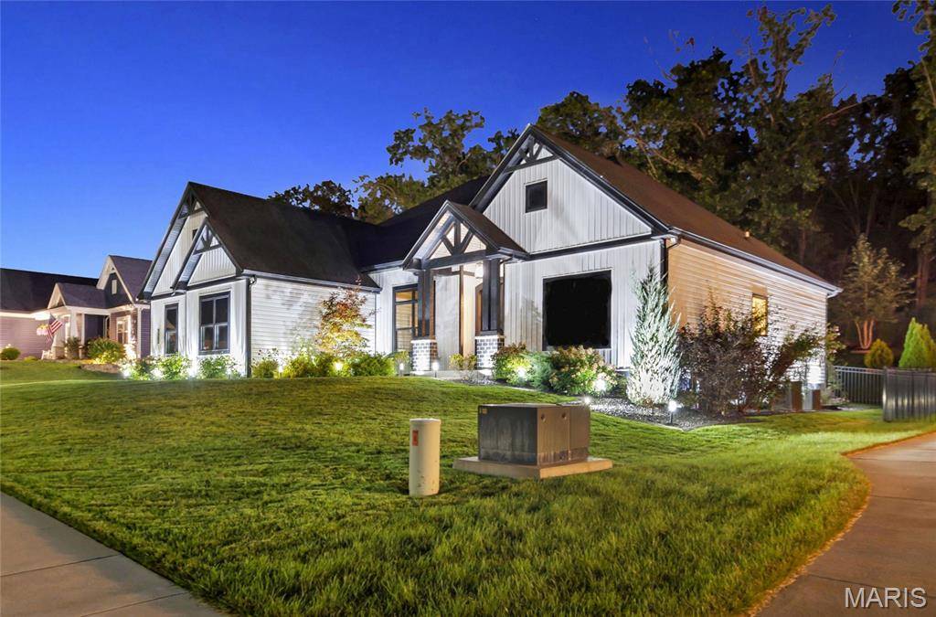 512 Hawthorne Ridge CT, Foristell, MO 63348