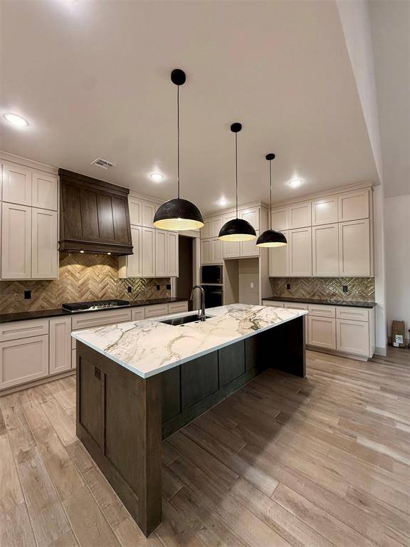 4516 Janie WAY, Guthrie, OK 73044