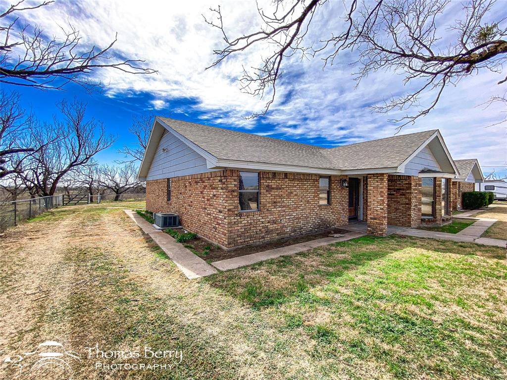 5061 COUNTY ROAD 146, Stamford, TX 79553