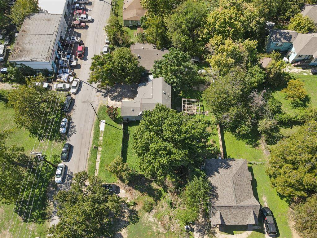 819 Viola Street, Dallas, TX 75203