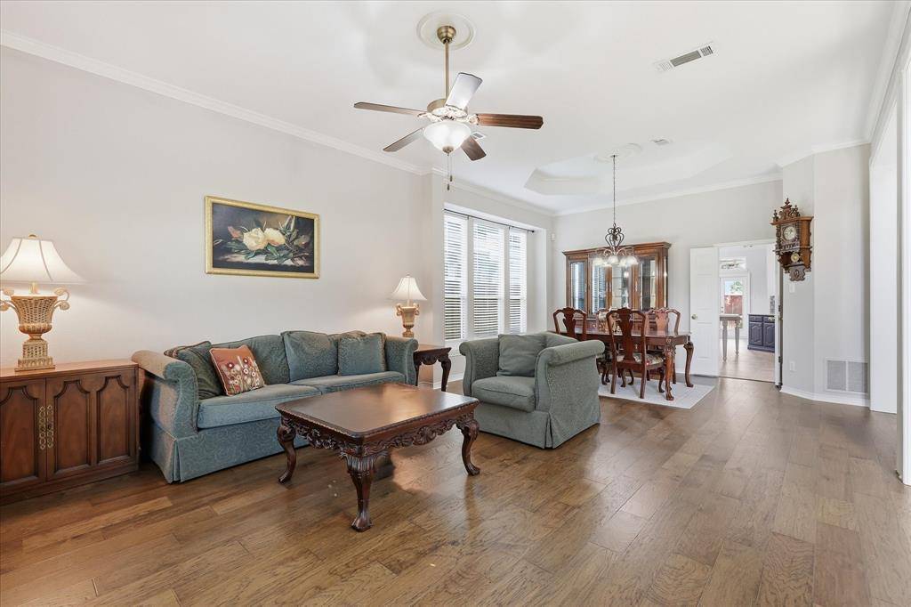 3207 Willow Ridge Trail, Carrollton, TX 75007