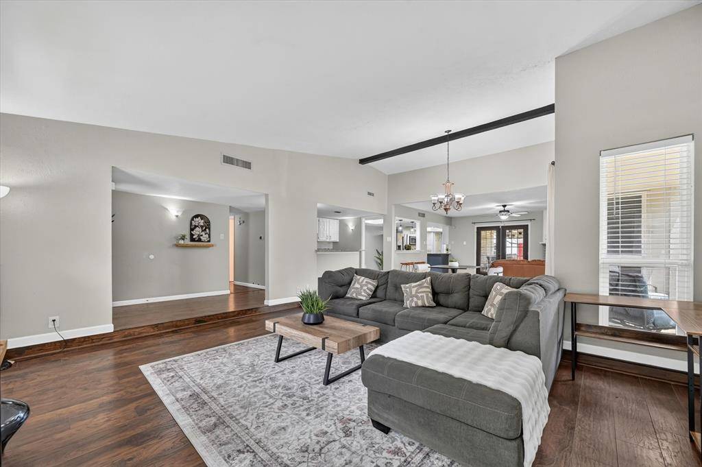 2021 Emory Oak Drive, Carrollton, TX 75007