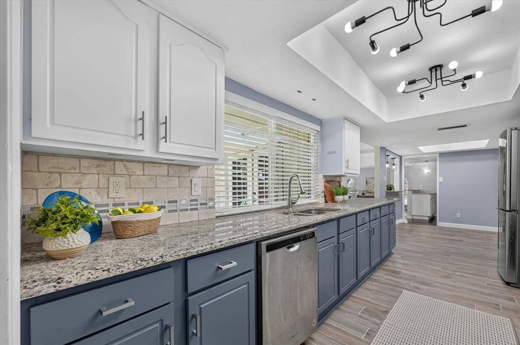 2021 Emory Oak Drive, Carrollton, TX 75007