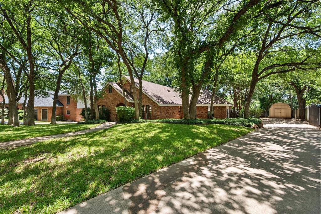 3425 Bridlegate Drive, Arlington, TX 76016