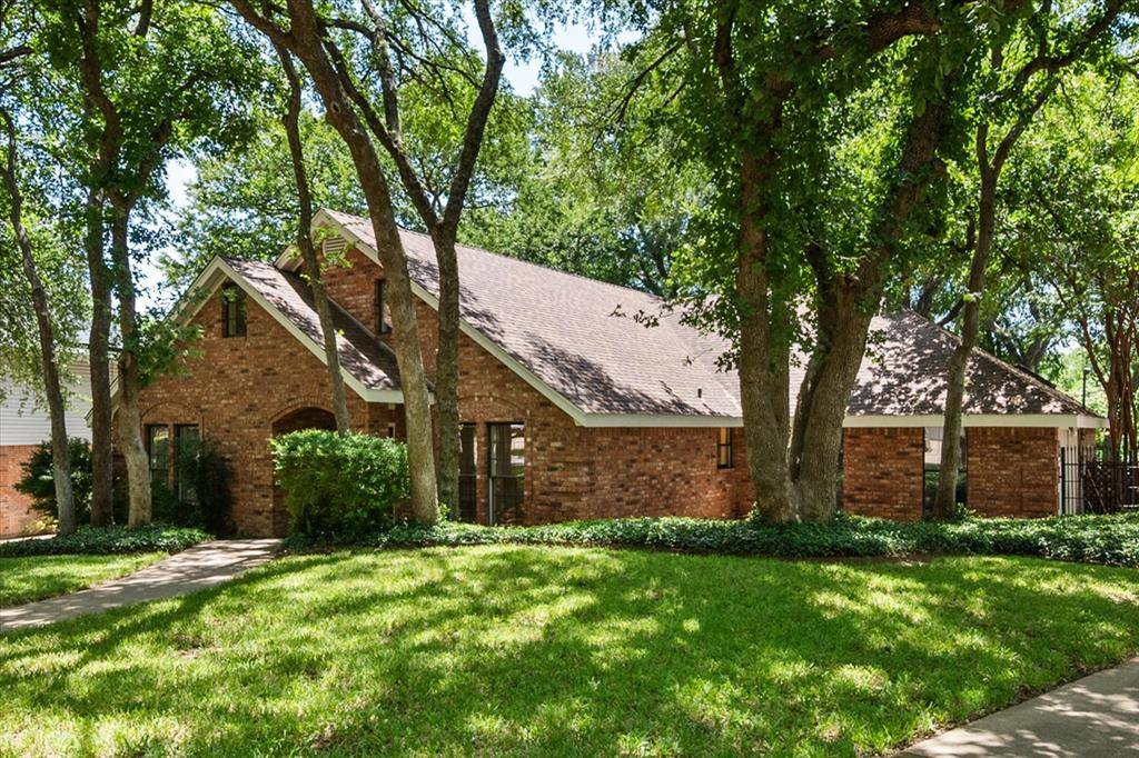 3425 Bridlegate Drive, Arlington, TX 76016