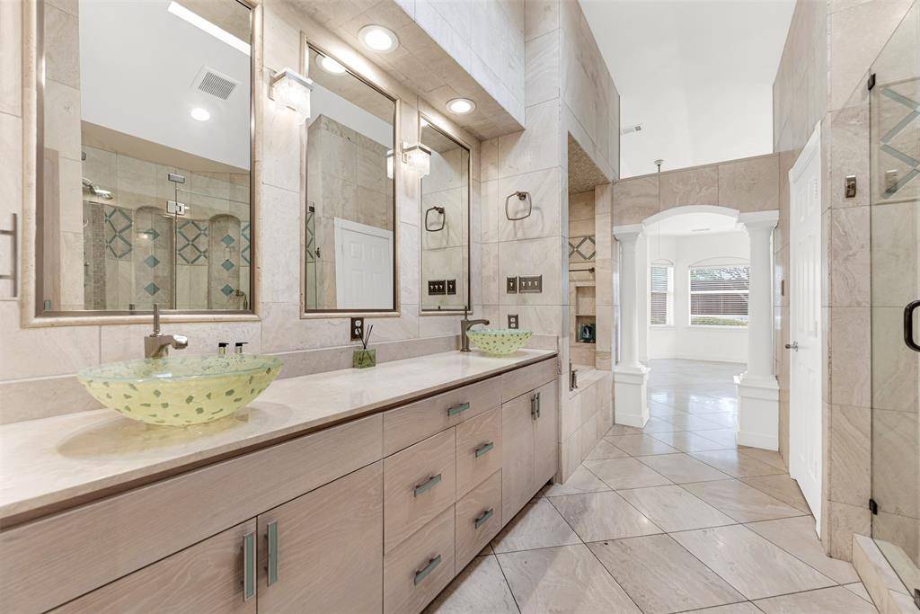 6064 BUFFRIDGE Trail, Dallas, TX 75252