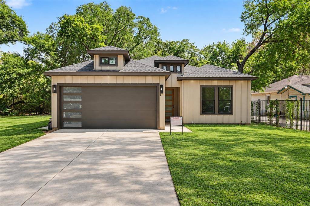 3804 De Maggio Avenue, Dallas, TX 75210