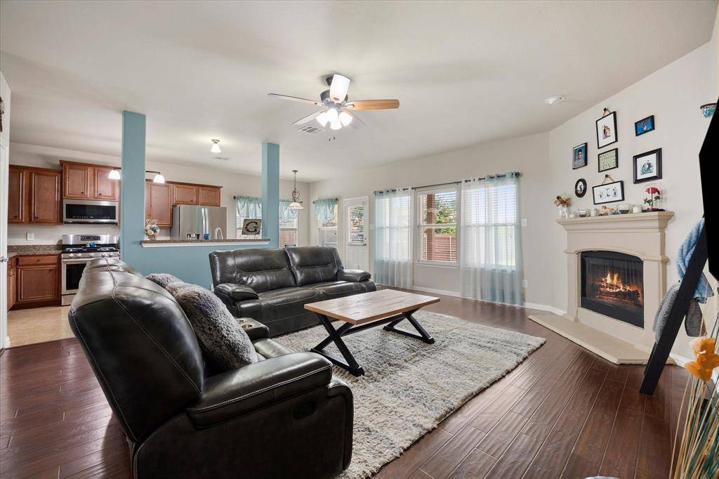 1395 Bay Line Drive, Rockwall, TX 75087