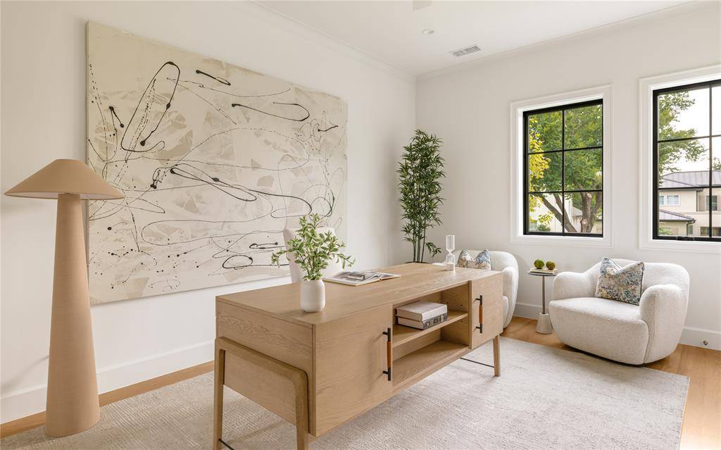 6903 Coronado Avenue, Dallas, TX 75214