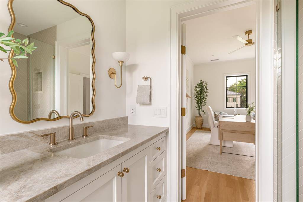 6903 Coronado Avenue, Dallas, TX 75214