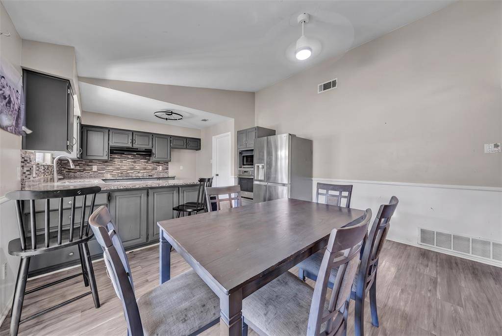 3813 Lynbrook Lane, Arlington, TX 76015