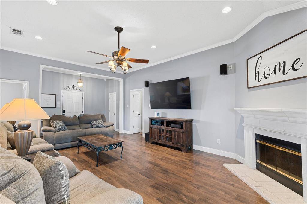 112 Carrington Drive, Fate, TX 75032