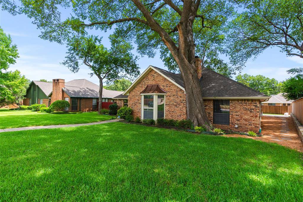 342 Hillcroft Drive, Duncanville, TX 75137