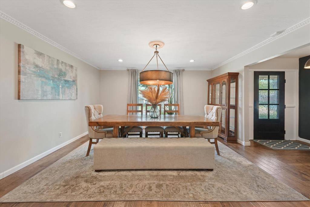 6138 N Jim Miller Road, Dallas, TX 75228