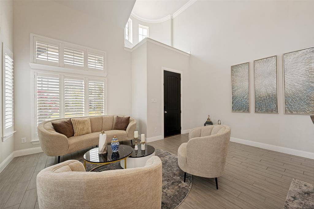 1935 Stamp Road, Irving, TX 75062