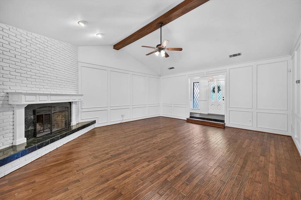 4208 Trowbridge Drive, Arlington, TX 76013