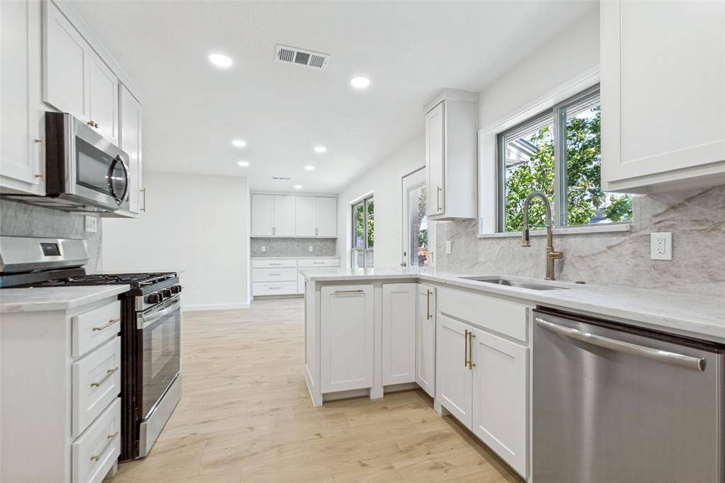 502 Rorary Drive, Richardson, TX 75081