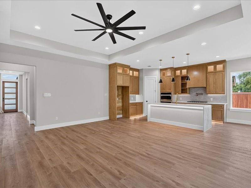 118 Emma Street, Red Oak, TX 75154