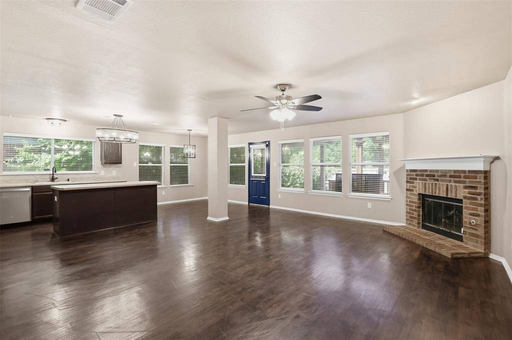 218 Mulberry Drive, Fate, TX 75087