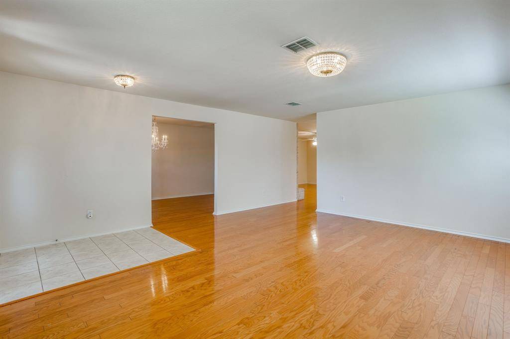 4205 Bayside Court, Arlington, TX 76016
