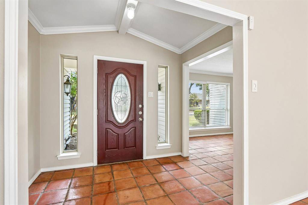 2840 Meadowbrook Drive, Plano, TX 75075