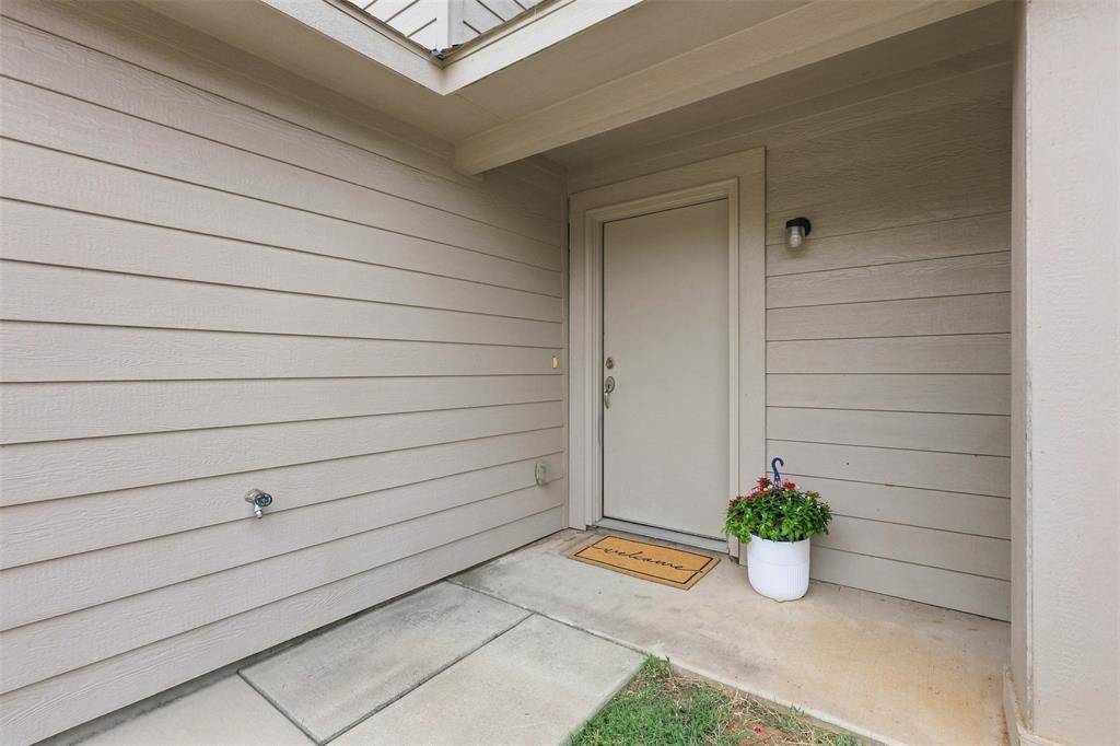 2805 W Washington Street, Denison, TX 75020