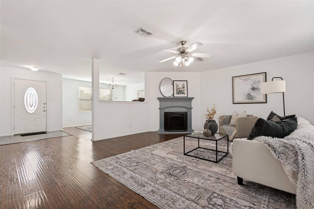 902 Fleming Street, Wylie, TX 75098