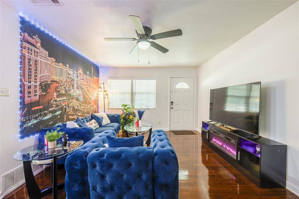 509 Circle Drive, Arlington, TX 76010