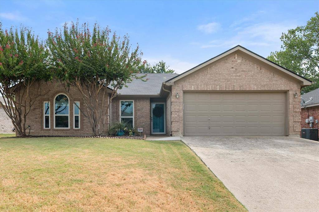 2708 Jennie Wells Drive, Mansfield, TX 76063