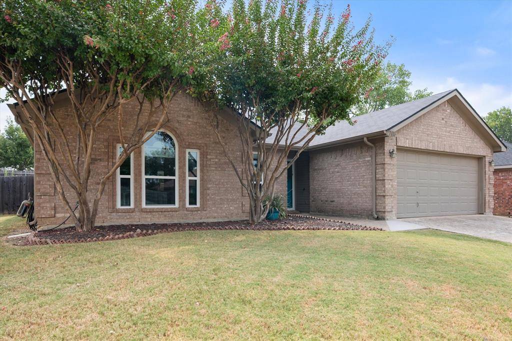 2708 Jennie Wells Drive, Mansfield, TX 76063