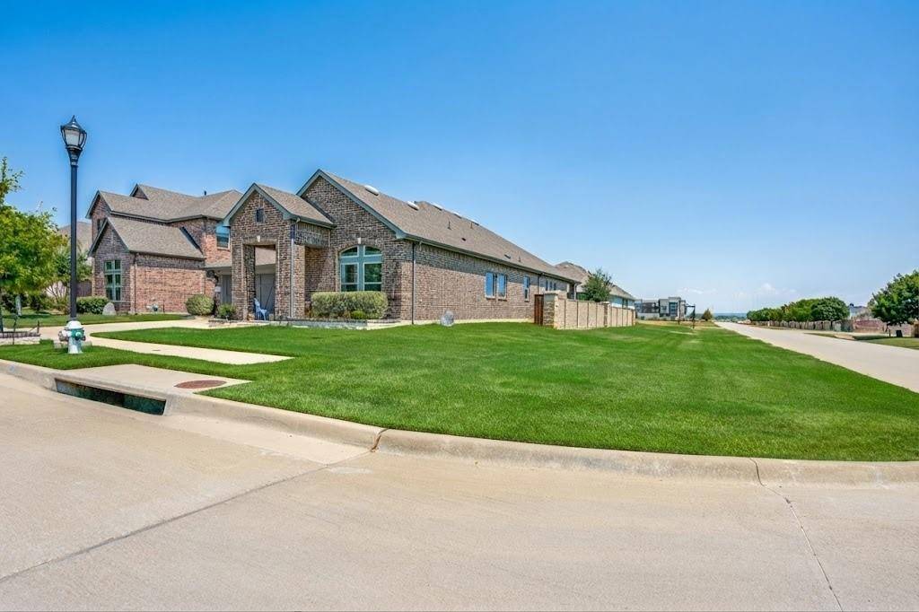 1511 Brandenburg Street, Mansfield, TX 76063